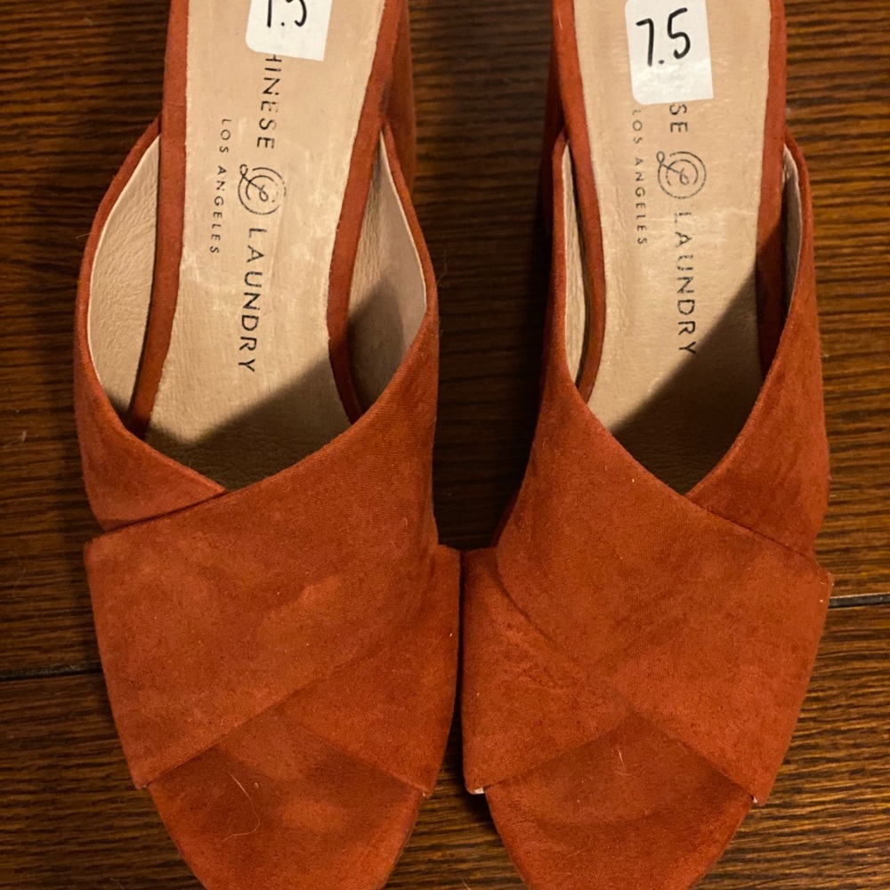 Heels. Chinese laundry. Size 7.5